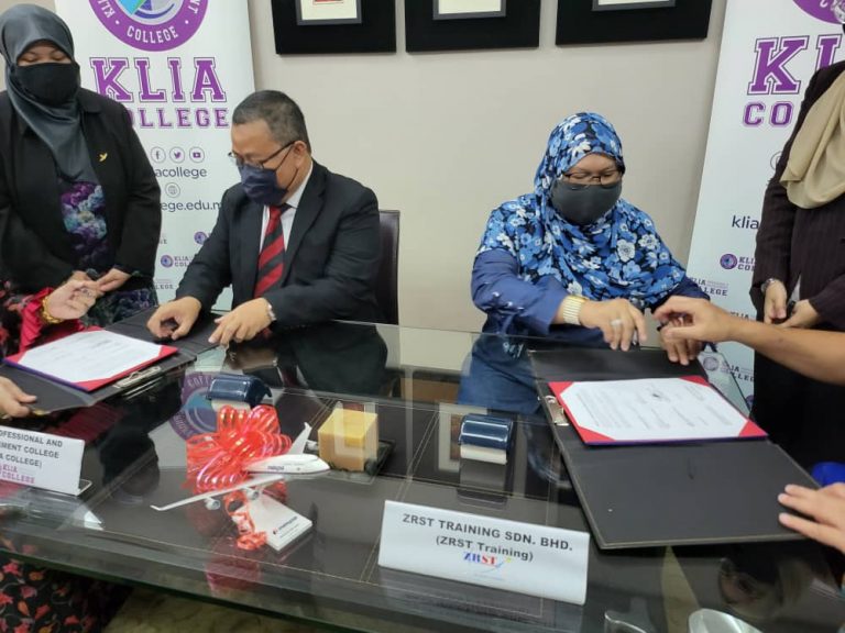 ZRST MOU signing with KLIA College